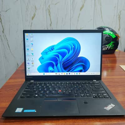 LENOVO X1 CARBON Core i7 7th Generation 8GB Ram 256 GB