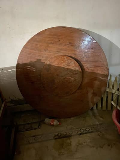 6 Seater Solid Wood Dining Table – Excellent Condition