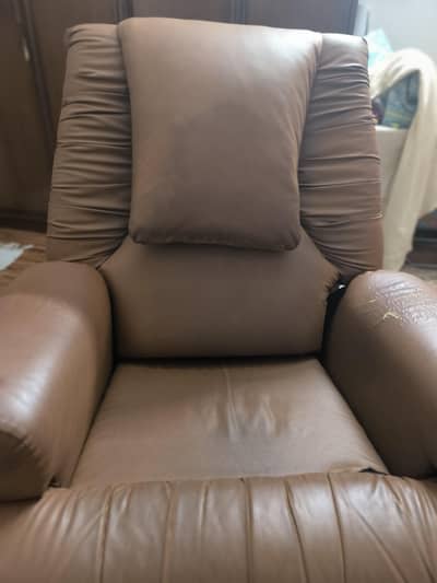 comfortable recliner chair