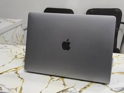 MacBook Pro 2020 (8 Gb Ram /512 Gb SSD )