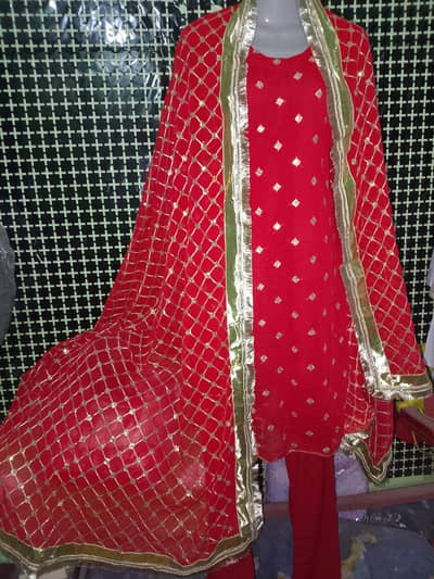 Ladies stitched wear