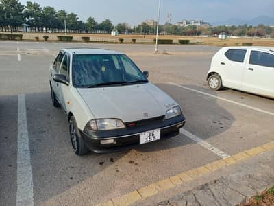 Suzuki Margalla Plus  su  Suzuki Margalla GL Plus