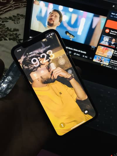 IPhone X 64GB pta approved