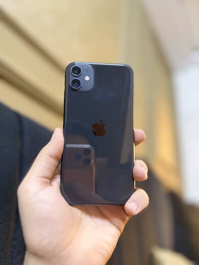 Iphone 11 - 64 GB PTA Approved