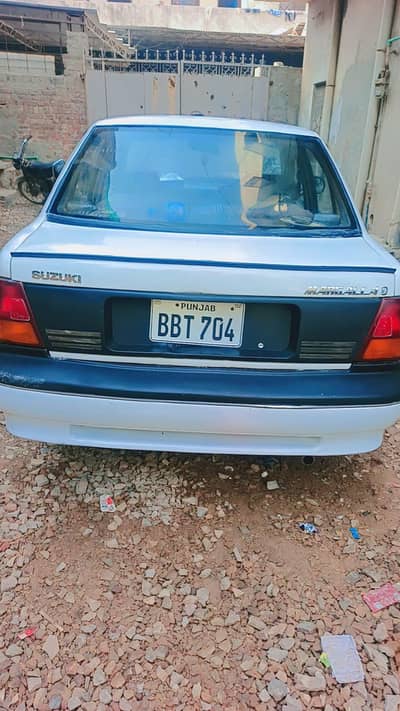 sale my car suzuki marglla total tyr hai gari ander bhir sy