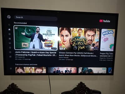 Samsung 40" LED Smart TV is Available for Selling