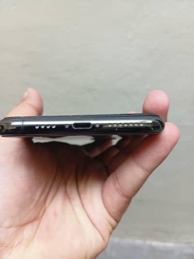 Iphone 11 pro max pta approved 256 gb