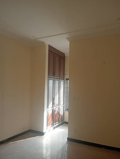10marla 5beds neat and clean house for rent in G 13 1 islamabad