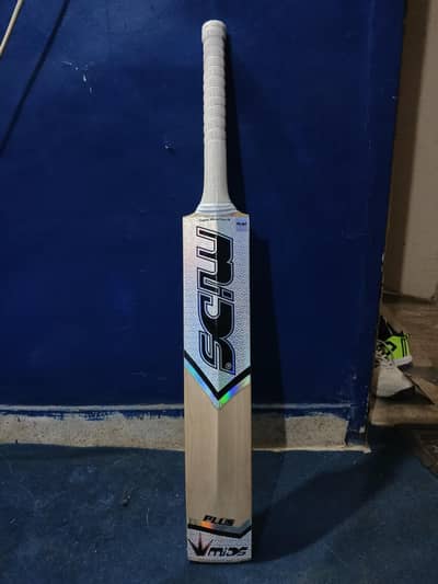 MIDS PLUS HARDBALL BAT