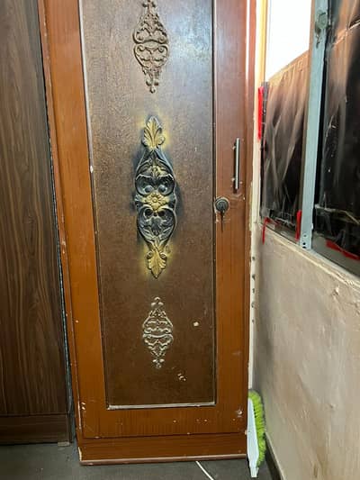 Heavy-Duty Single Door Wardrobe / Almari (Secure & Solid)