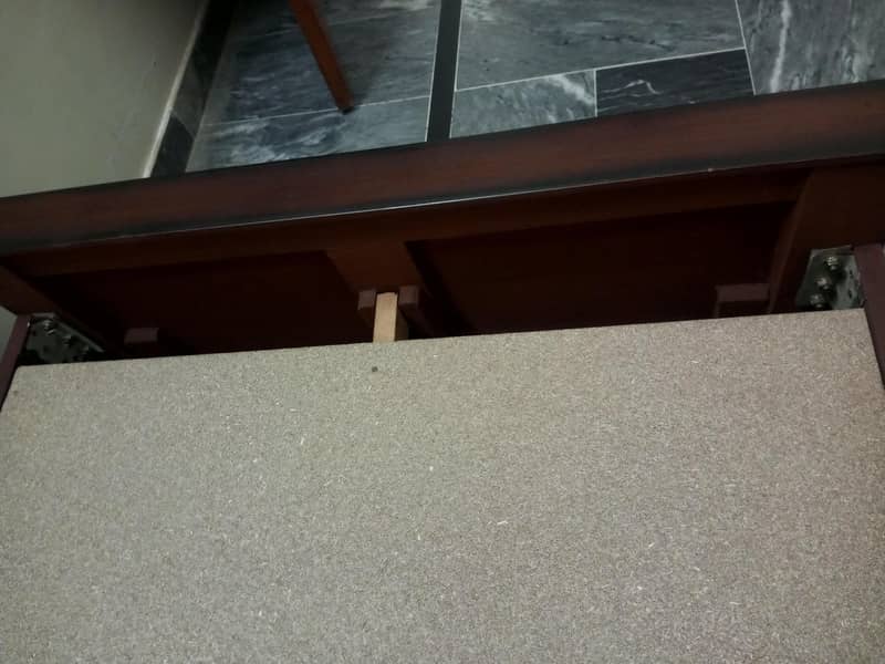 single bed with sidetable and mattress 4