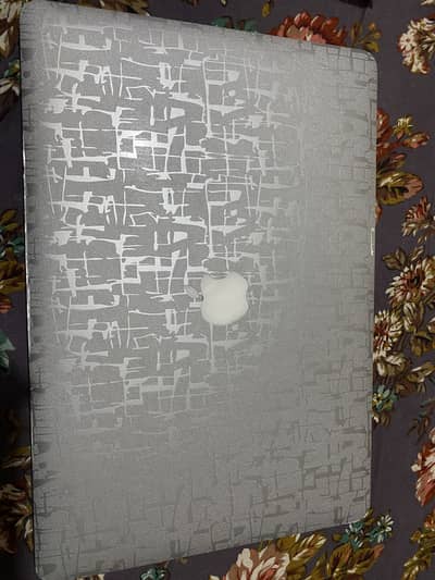 MacBook Pro 2015 Price 70000