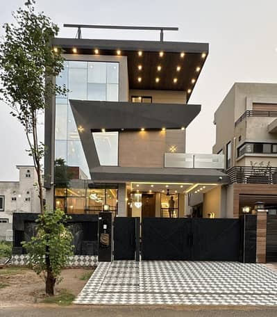 3 Years Installments Plan 10 Marla Brand New House For Sale In Park View City