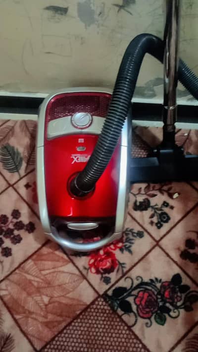 vacuum cleaner for sale neat clean like new