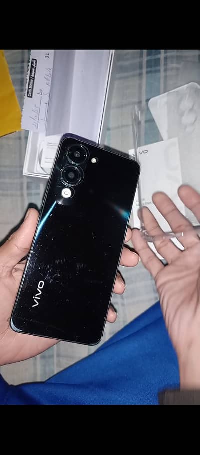 Vivo Y04. Ram: 4 Rom: 128۔