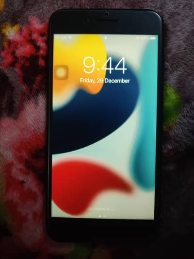 7plus 128gb Factory Unlocked Sim glitch Original Panel