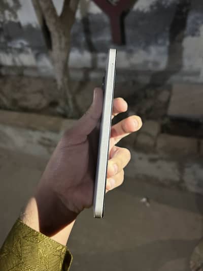 Vivo y 19s brand new condition