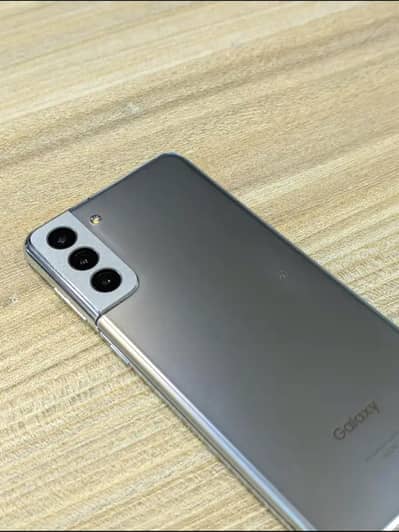 Galaxy S21 Plus  / 256GB / Approved