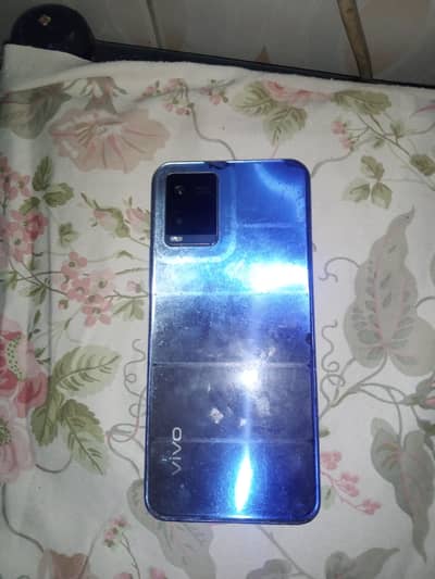 10/10 and well working notice: camera is not good front and back both