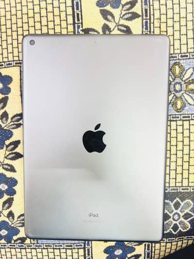 Apple" iPad 7th generation for sale