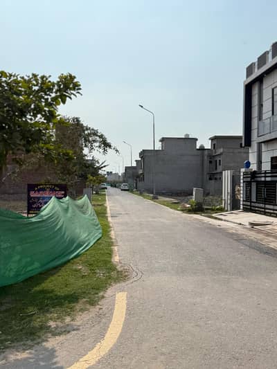 All Dues Clear plot for Sale in Platinum Block