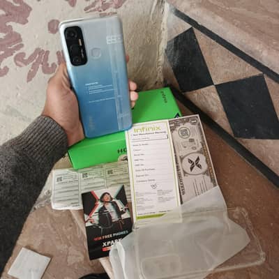 hot 11 with box all ok 4/128 whrtpp 03490794378