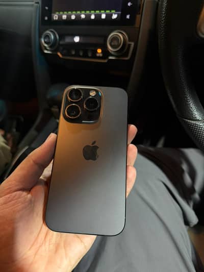 IPhone 15 Pro Waterpack phone in lush condition