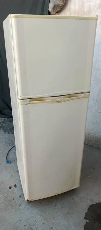 Dawlance 2 door fridge