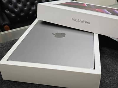 Apple MacBook Pro M2 Max with complete box