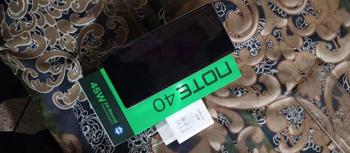 Infinix note 40 all ok 8+8 , 256 with box and 45w charger