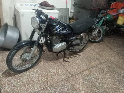 Suzuki gs 150
