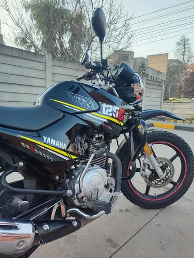 MINT CONDITION, BLACK LOVERS' YAMAHA YBR 125-G for SALE