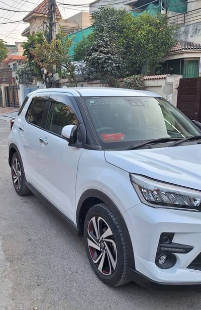 Tayota Raize Z 4.5G 2020 Modal 2025 November Fresh Import