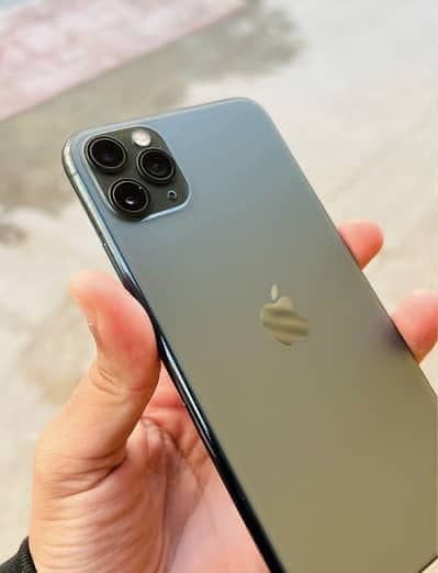 Iphone 11 pro max pta approved (12 13 14 15 16)