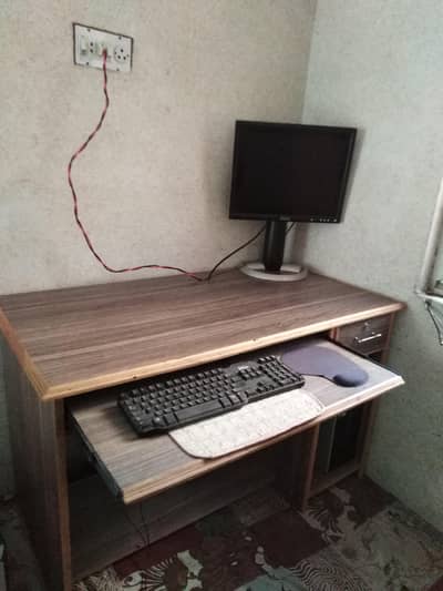 computer table