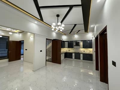 Brand New House For Sale In Incholi Society at Scheme 33