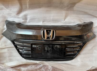 Honda Vezel Front Grill (Genuine)