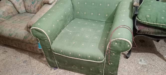 imorted saman ha shifting ki waja se sall krna ha