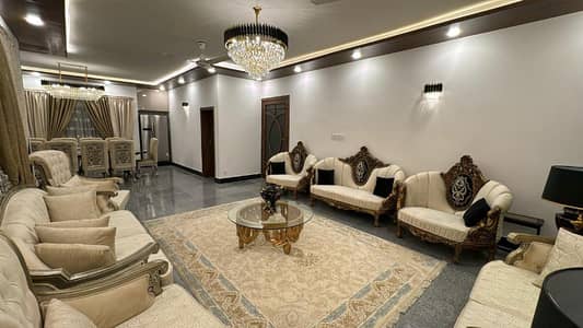 F-8/1 1777 Yards House, Dimension 100x160, Margalla Facing, Renovated, 6 Bedrooms, Front & Back Lawn, Centrally Constructed, Owner Lives There, Price 70 Crores (Reasonably Negotiable).