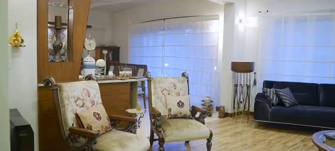 F-10/4: 1022 Yards House, Dimension = 80x115, Margalla-Facing, Nearby Markaz, CDA Transfer, Price 33 Crores.