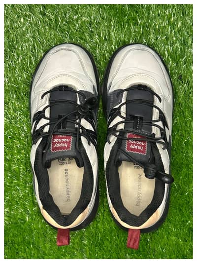 Happy Noc Noc Mens And Womens Shoes