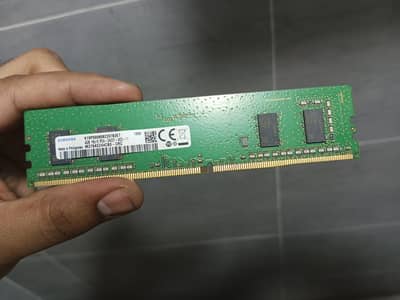 DDr4 4gb ram like new condition
