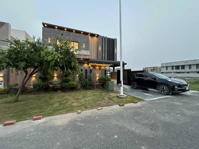 Spectacular 1 Kanal New Build House Is For Sell In Dha Lahore