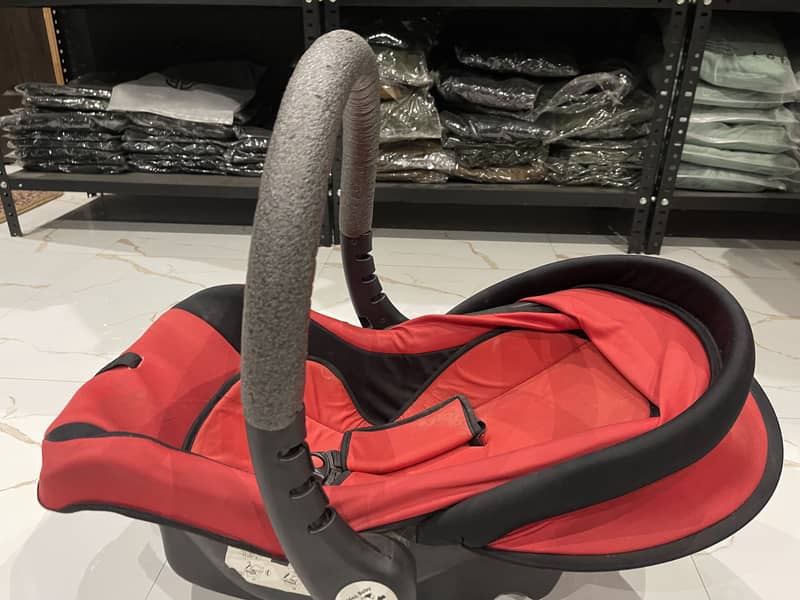 Carry Cot 1