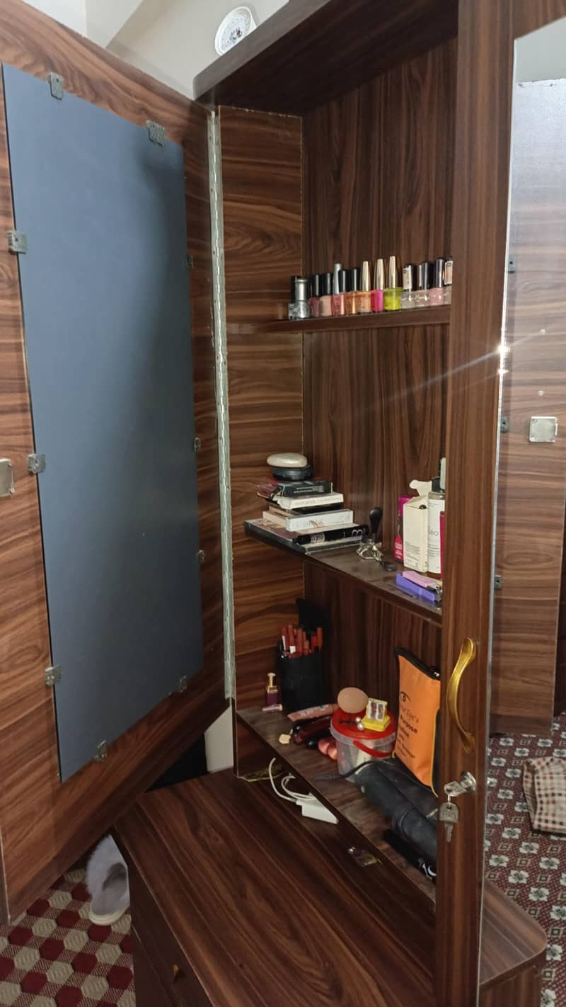 Dressing 2 bedside Table 1