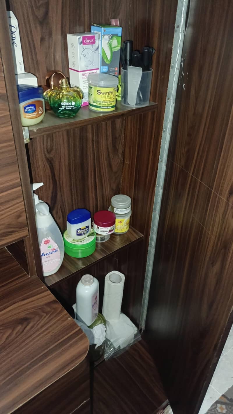 Dressing 2 bedside Table 5