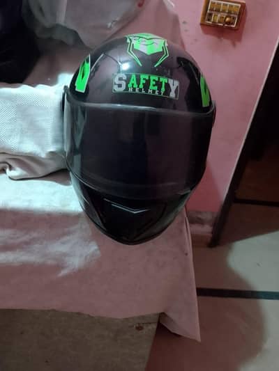 New and used helmet