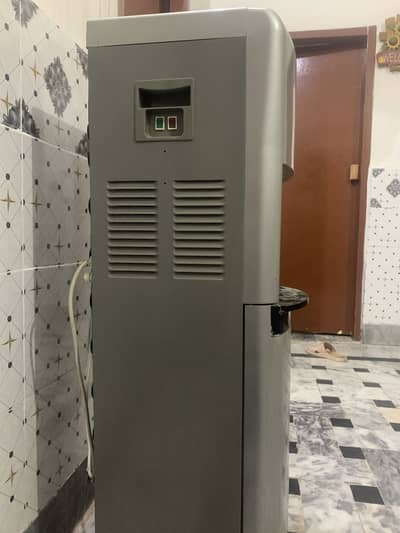 Dawlance Water Dispenser