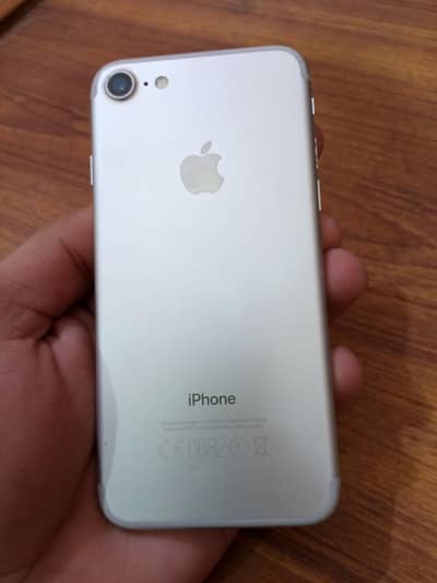 Iphone 7 PTA approved 128 gb in good condition
