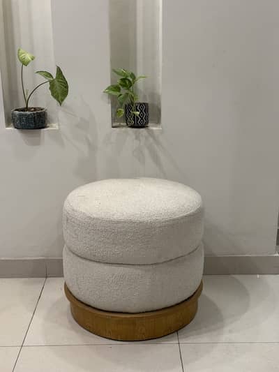 big Round Pouf for bed room or tv lounge